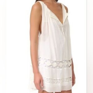 FP‎ One Small Over Zise Elegant White Lace Trim Camisole